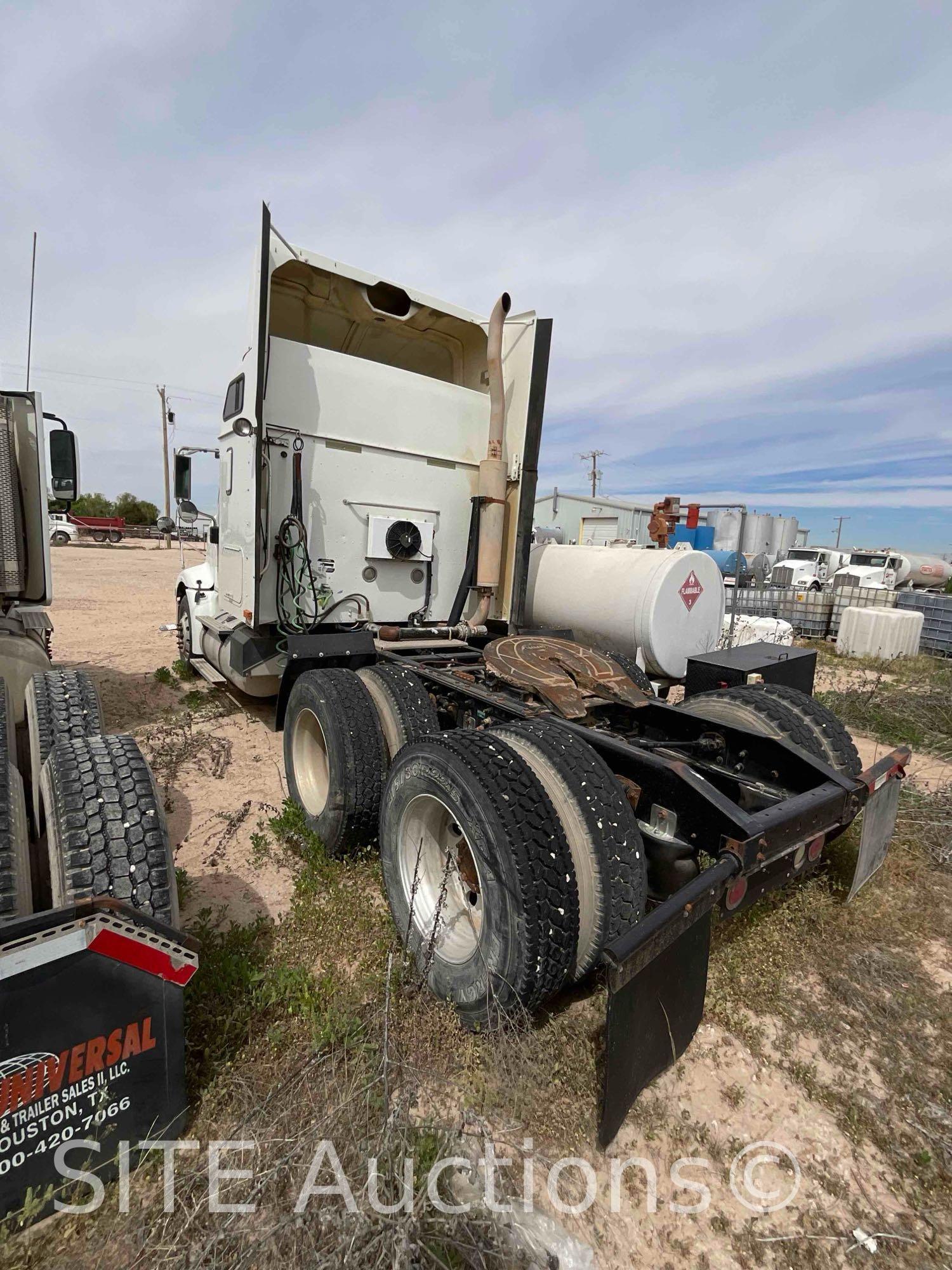 2007 International 9400i T/A Sleeper Truck Tractor