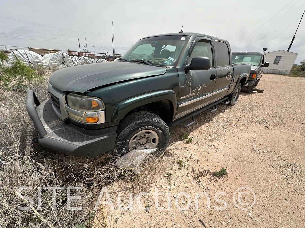 2003 GMC Sierra 2500HD Extended Cab Pickup Truck