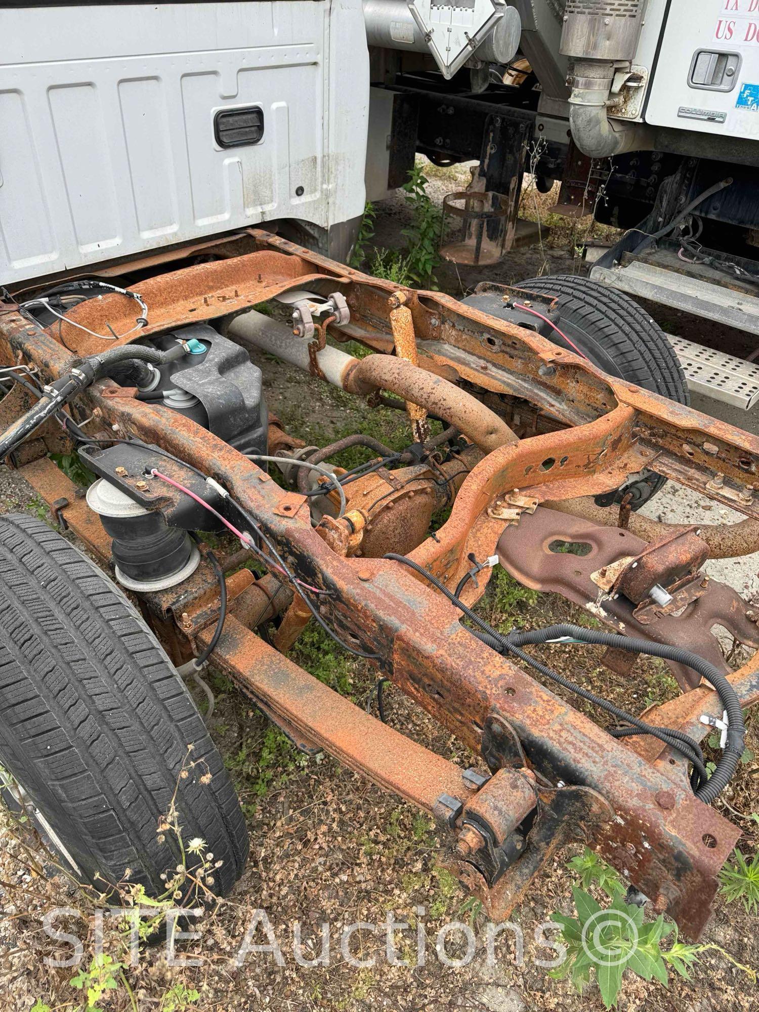 2005 Ford F250 Cab & Chassis Truck