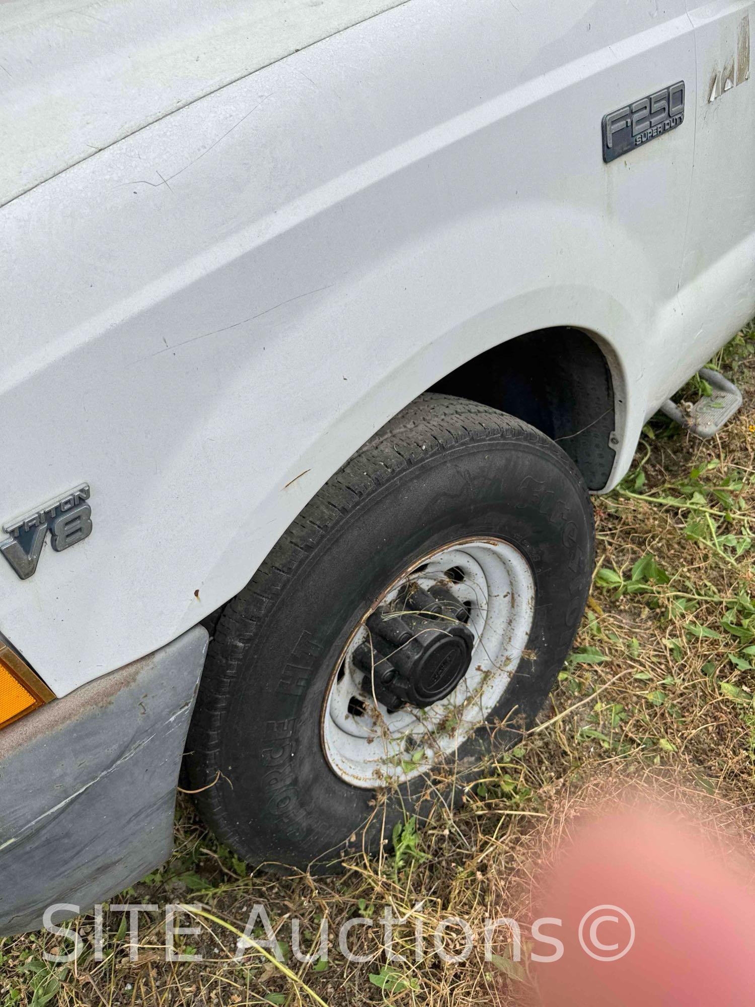 2000 Ford F250 SD Service Truck