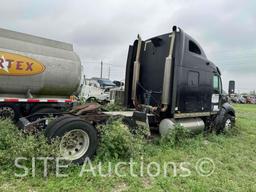 2005 Peterbilt 387 T/A Sleeper Truck Tractor