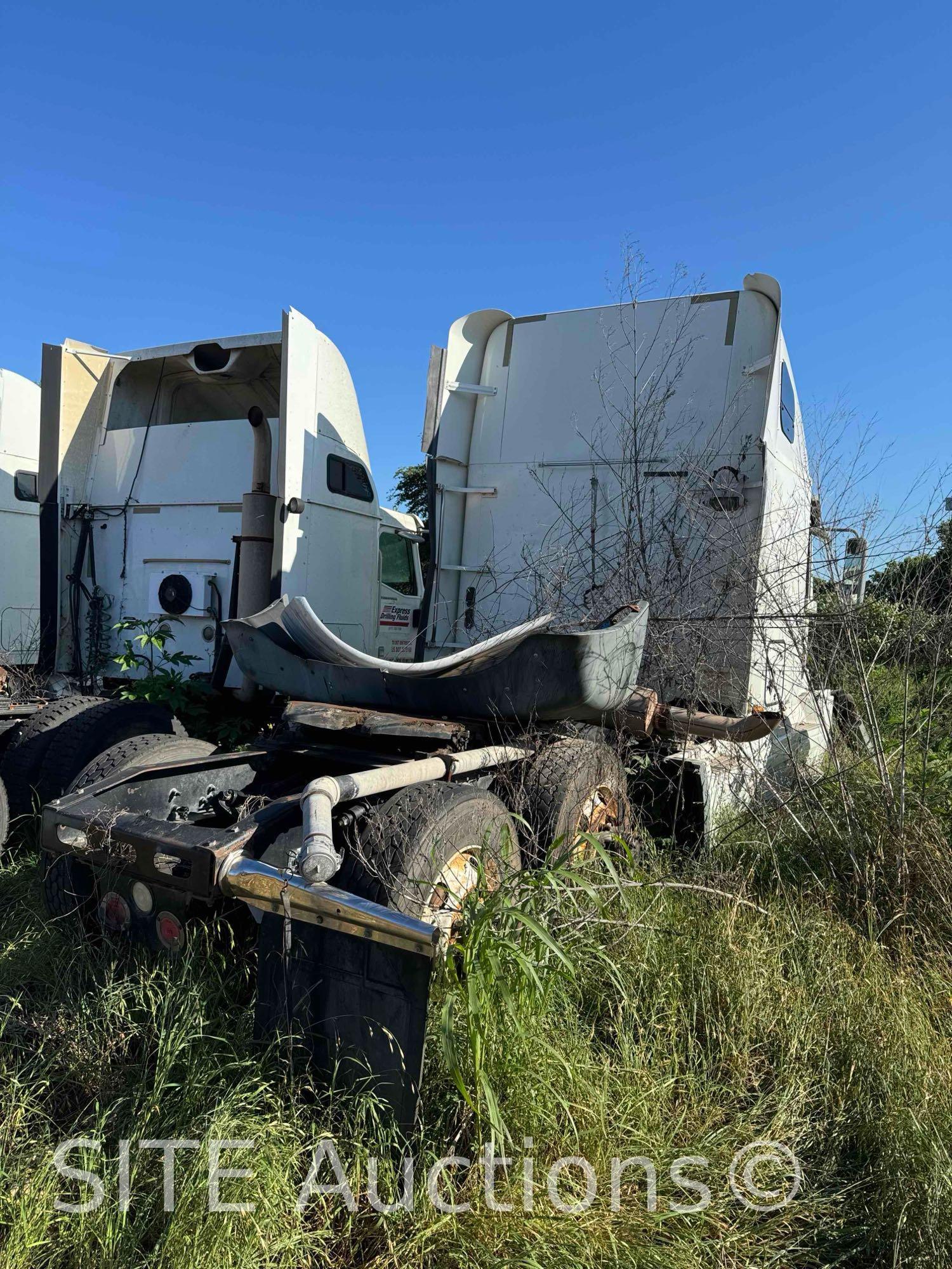 2005 Freightliner Century T/A Sleeper Truck Tractor