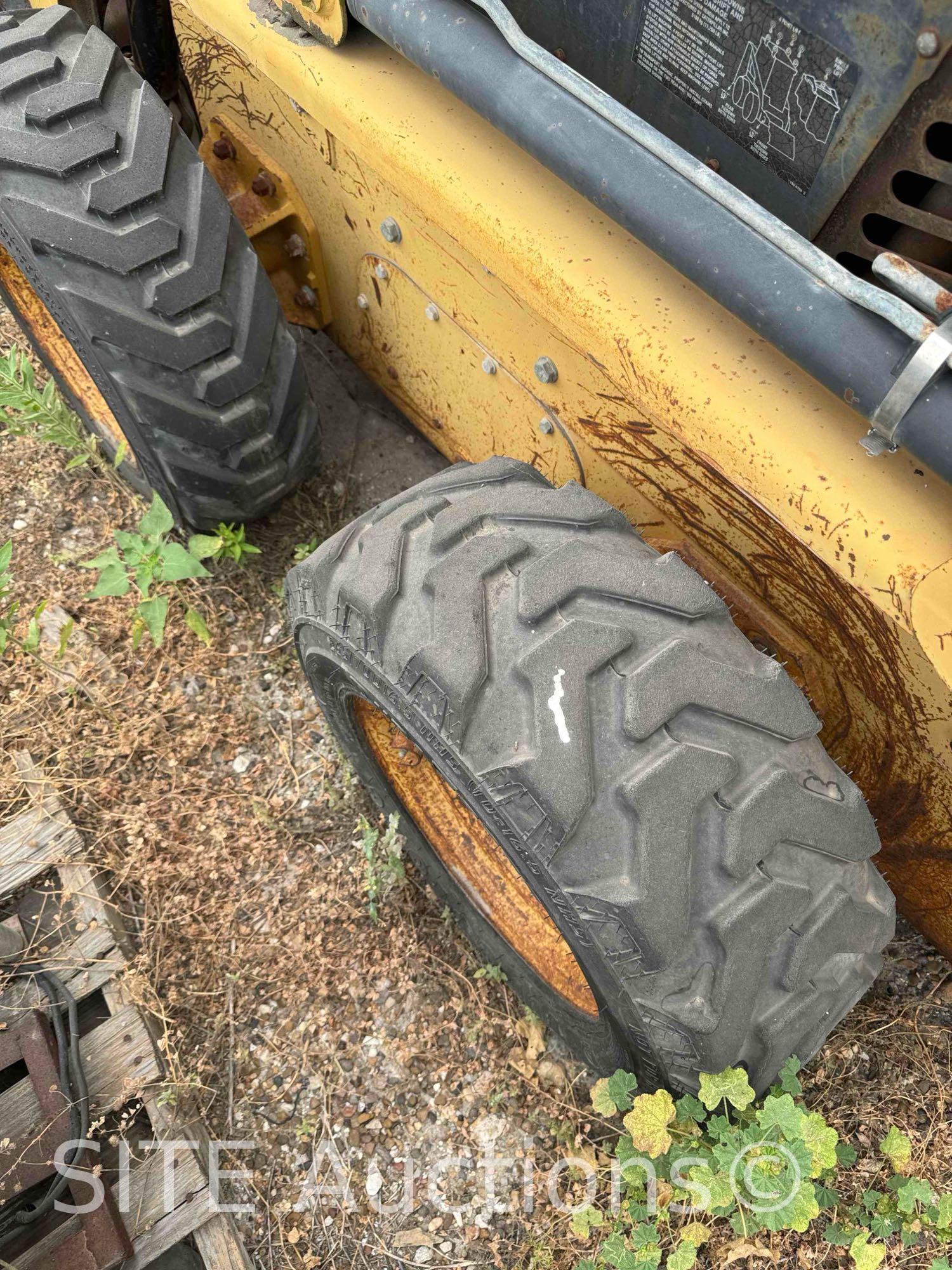 CAT 226 Skid Steer Loader