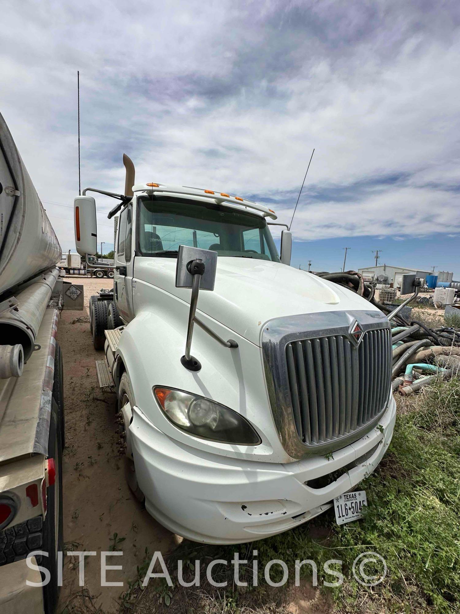 2011 International ProStar Premium T/A Daycab Truck Tractor