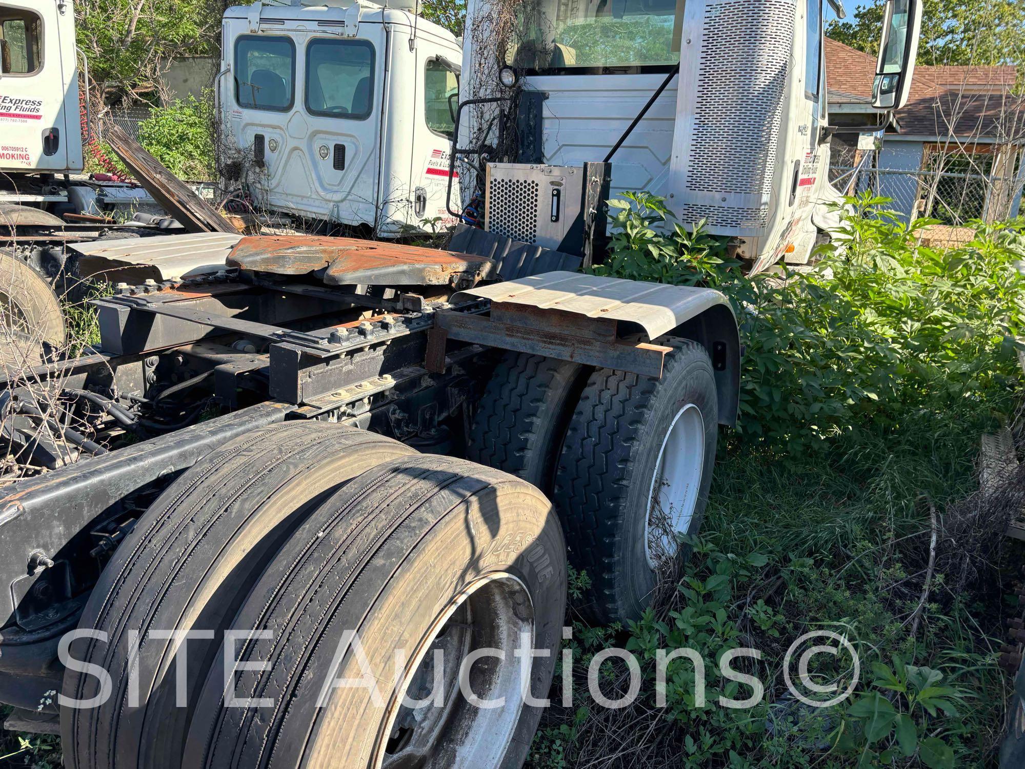 2011 International Prostar Premium T/A Daycab Truck Tractor