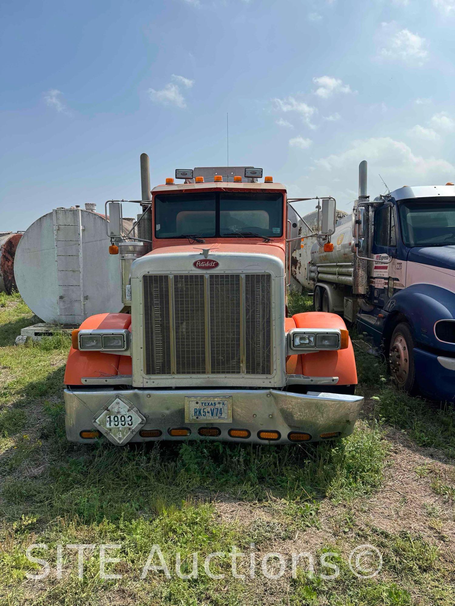 2002 Peterbilt 379 T/A Fuel Truck