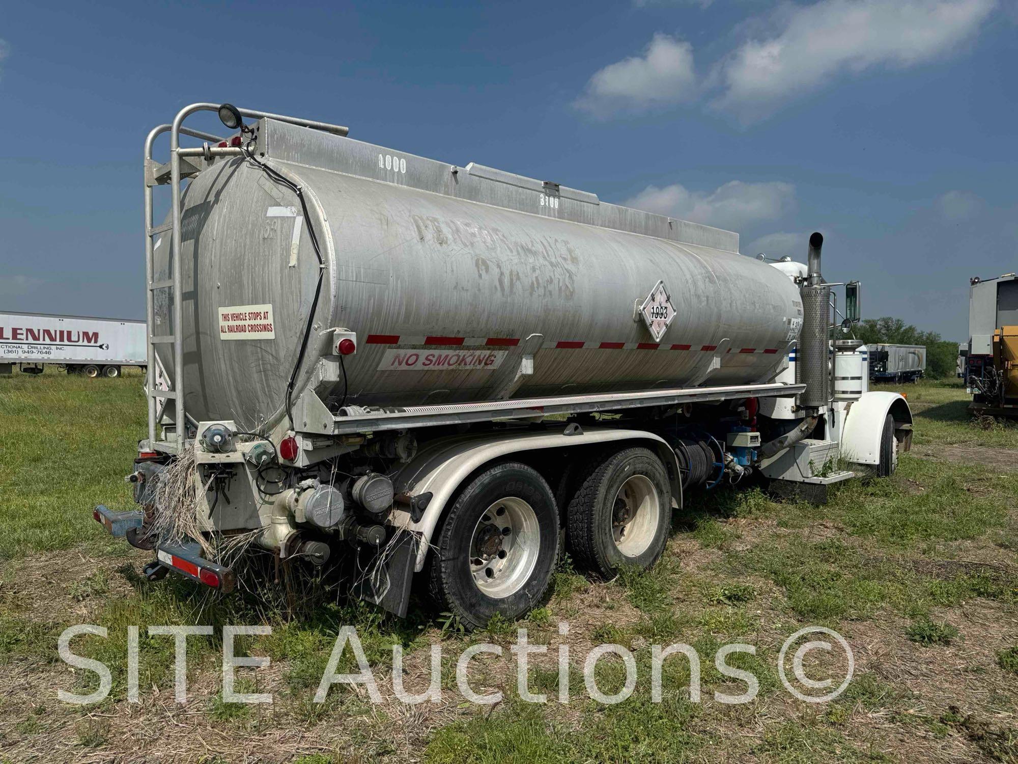 1998 Peterbilt 379 T/A Fuel Truck