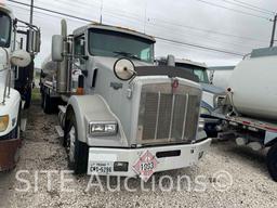 2002 Kenworth T800 T/A Fuel Truck