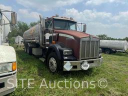 1998 Kenworth T800 T/A Fuel Truck