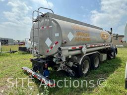 1998 Kenworth T800 T/A Fuel Truck