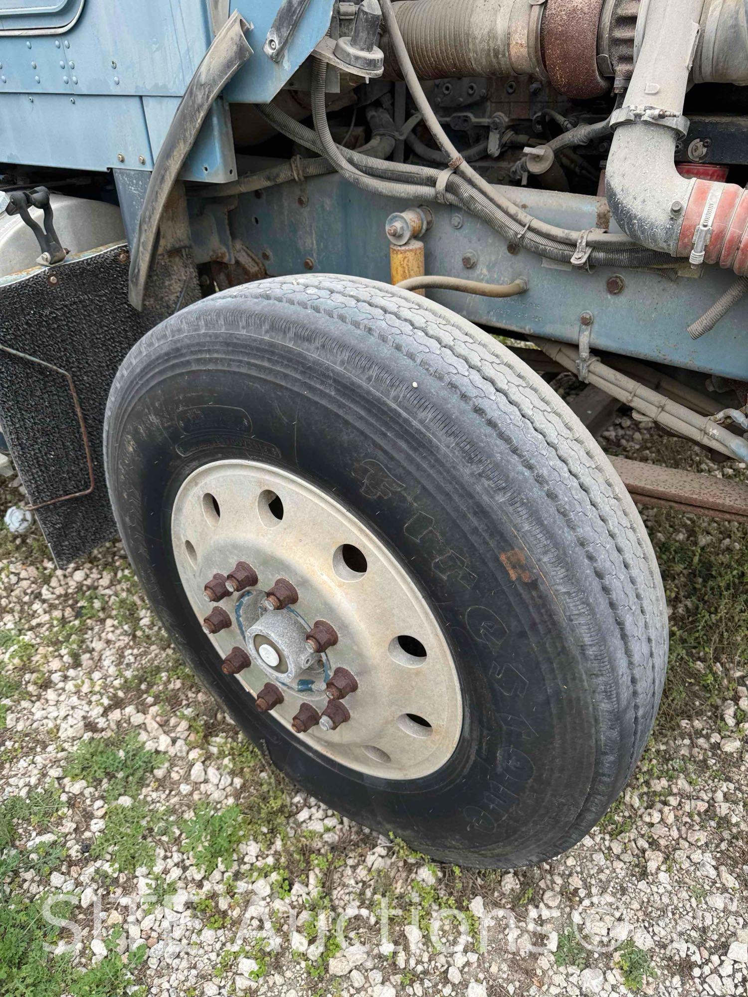 1994 Kenworth T800 T/A Fuel Truck