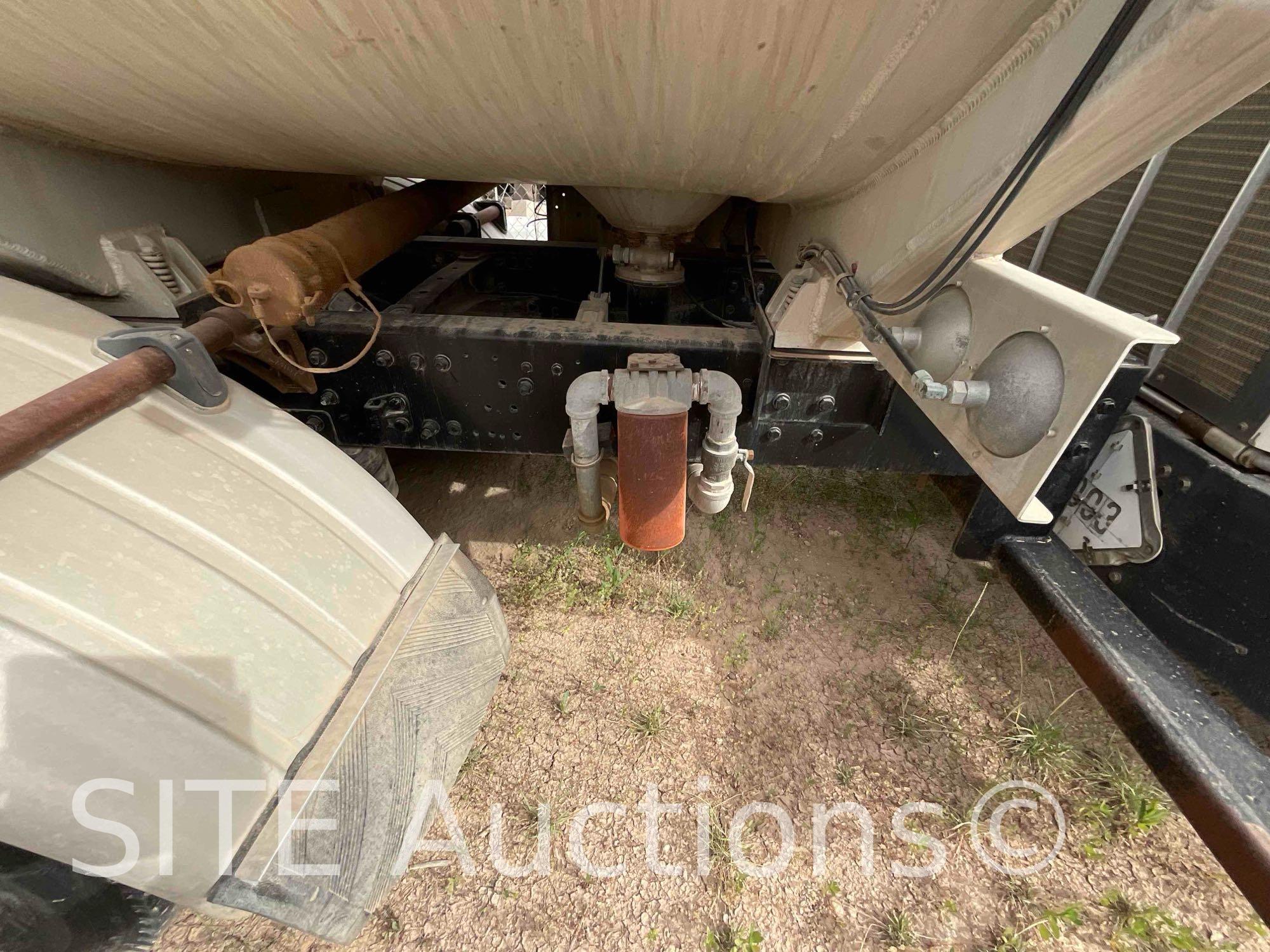 2006 Freightliner Columbia T/A Fuel Truck