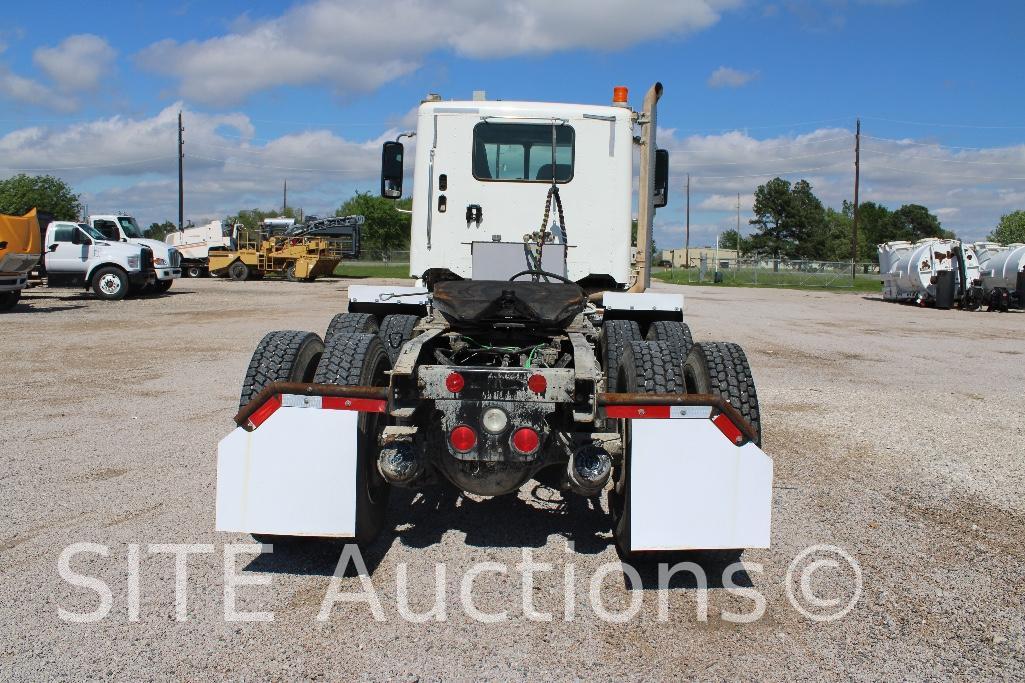 2016 Freightliner Coronado T/A Daycab Truck Tractor