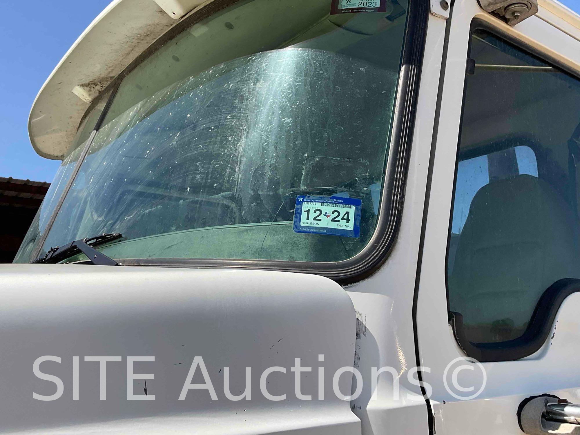 2007 Mack CHN613 T/A Daycab Truck Tractor