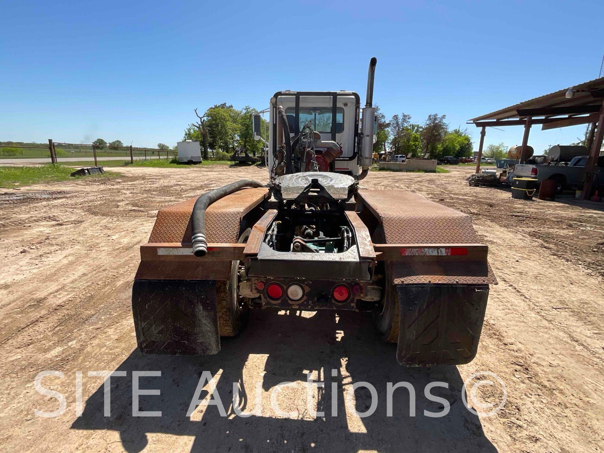 2007 Mack CHN613 T/A Daycab Truck Tractor