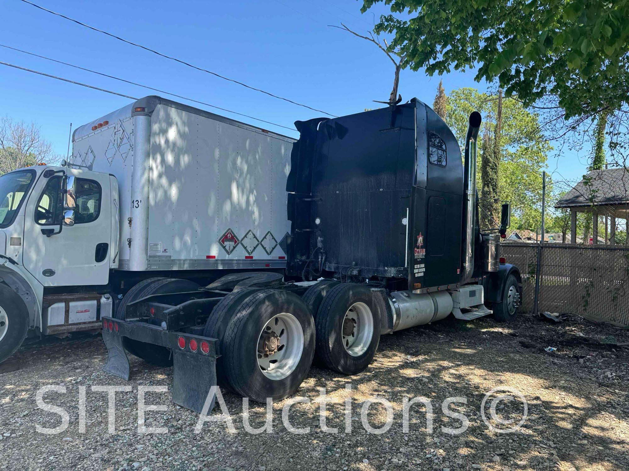 1997 Freightliner FLD120 T/A Sleeper Truck Tractor