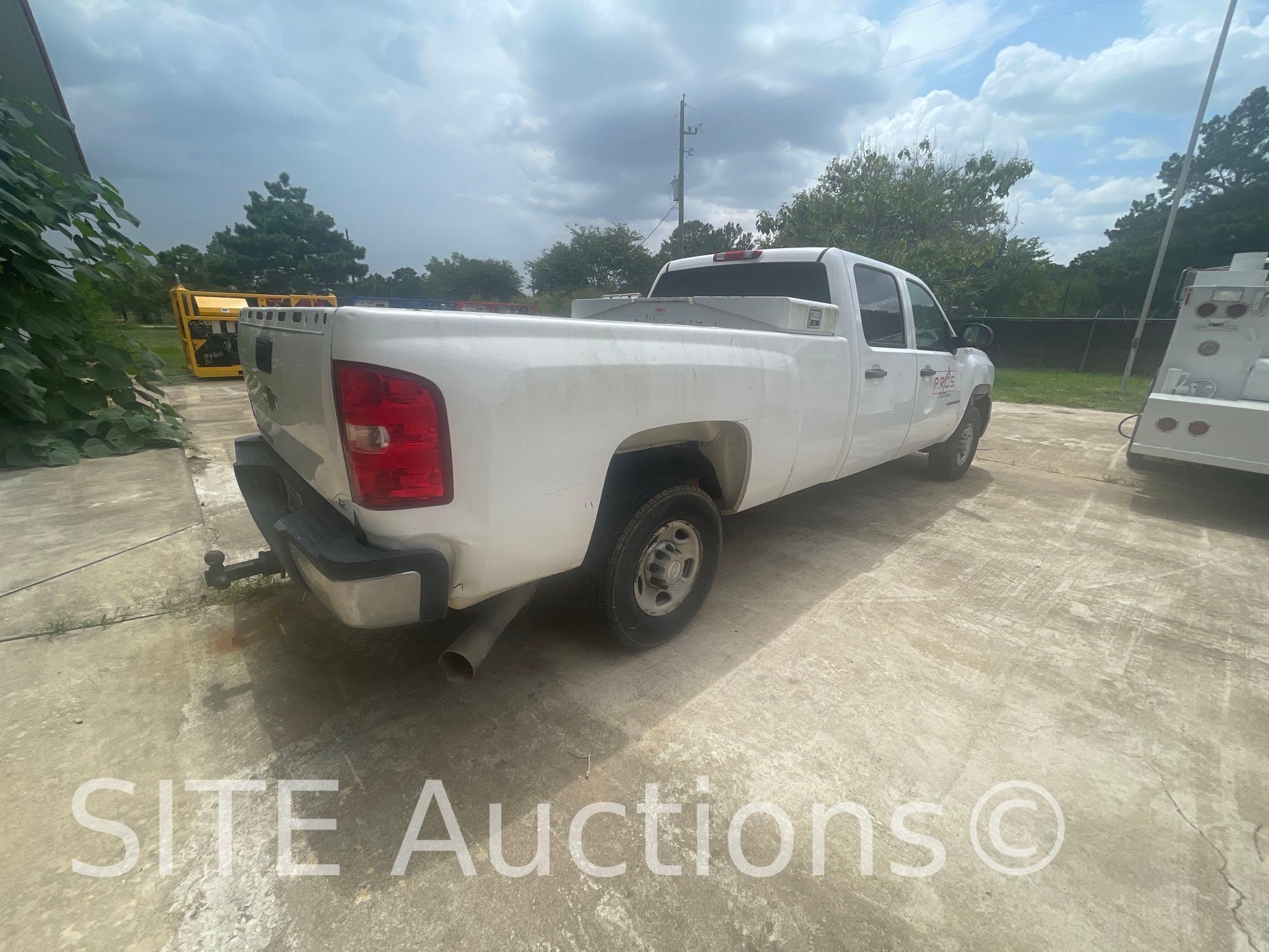 2008 Chevrolet Silverado 2500HD Crew Cab Truck