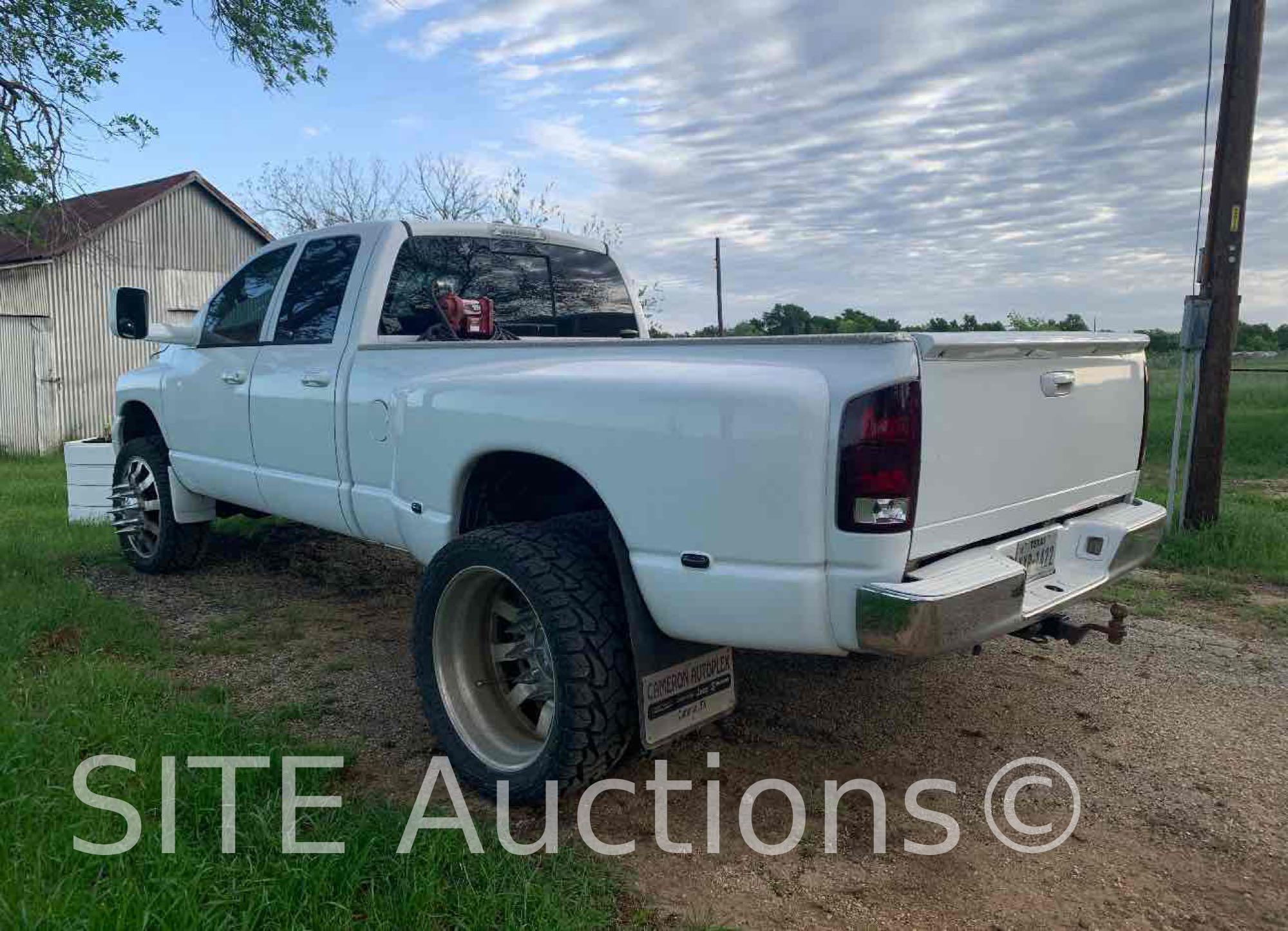 2006 Dodge Ram 3500 Dually Crew Cab Pickup Truck