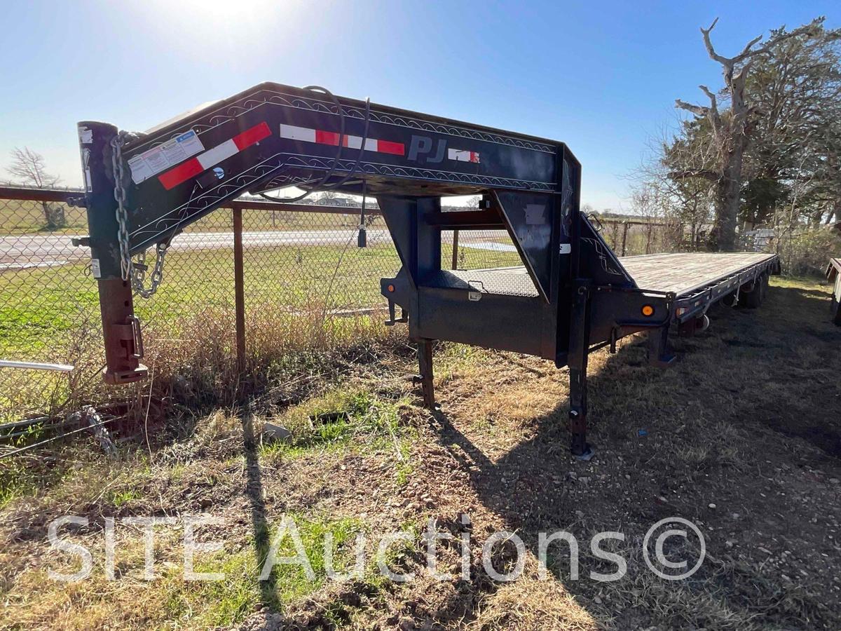 2015 PJ Gooseneck T/A Flatbed Trailer