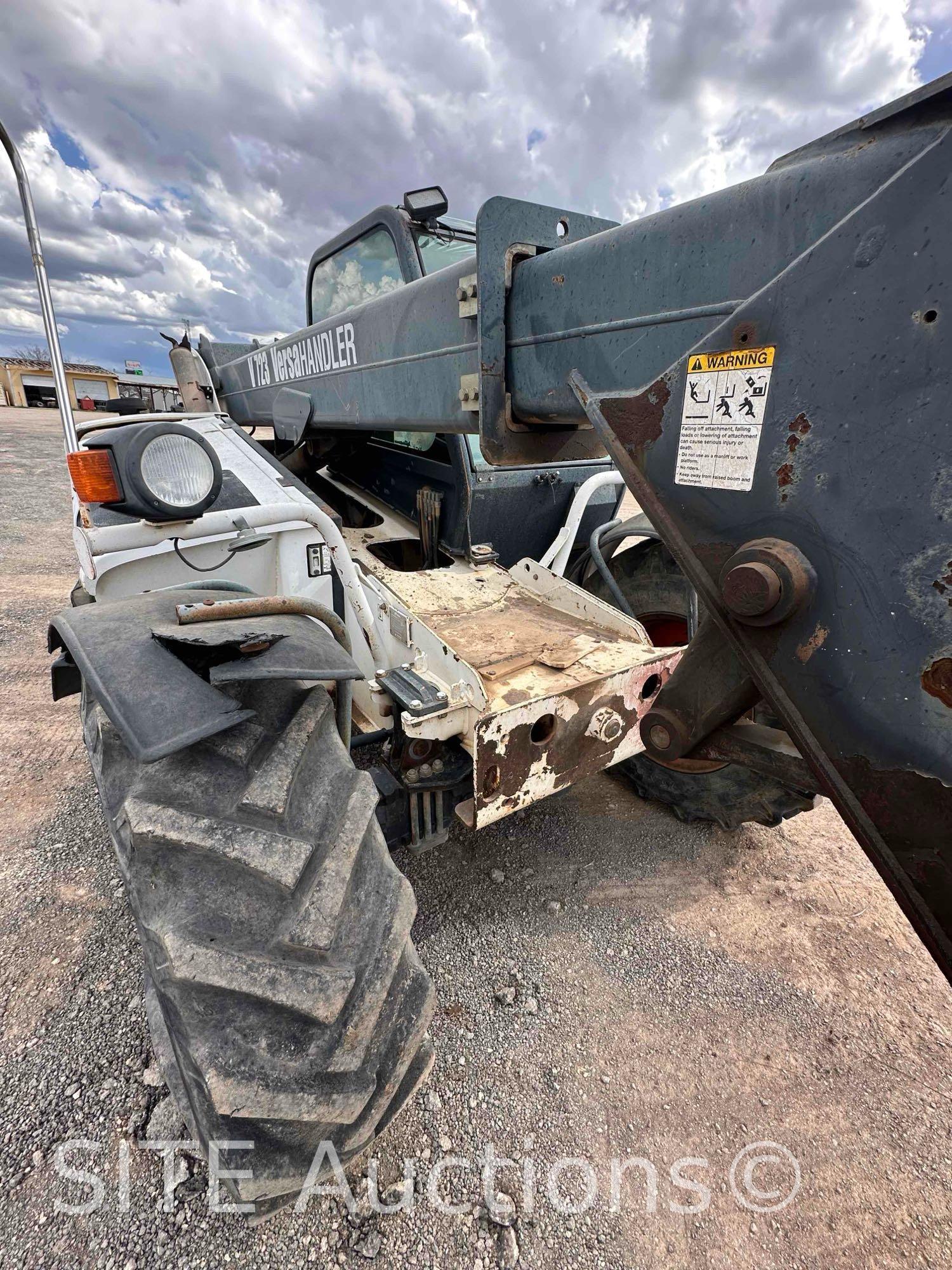 2006 Bobcat V723 VersaHandler 4x4x4 Telescopic Forklift