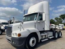 2009 Freightliner Century T/A Daycab Truck Tractor