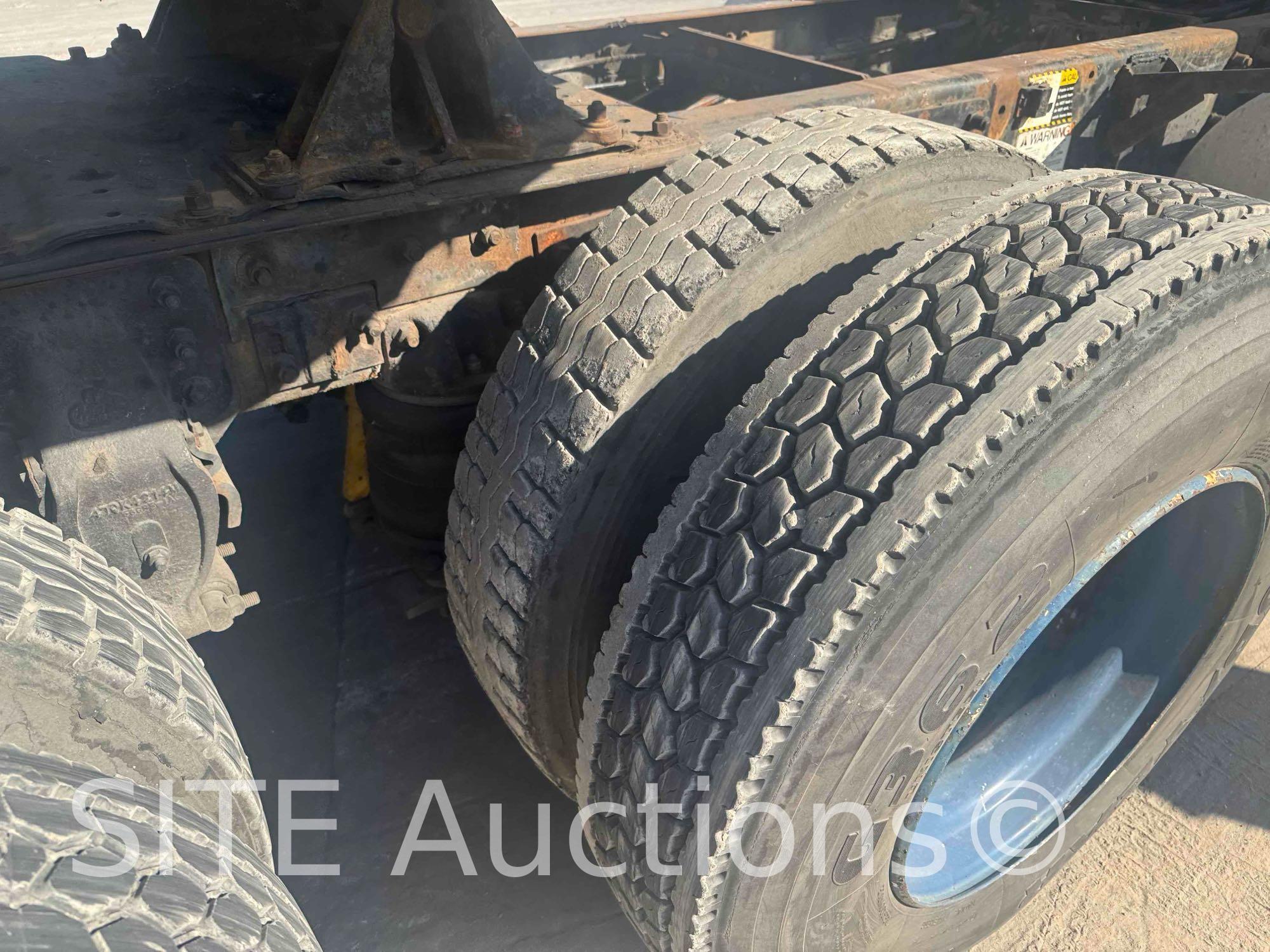 1994 Mack CH613 T/A Daycab Truck Tractor