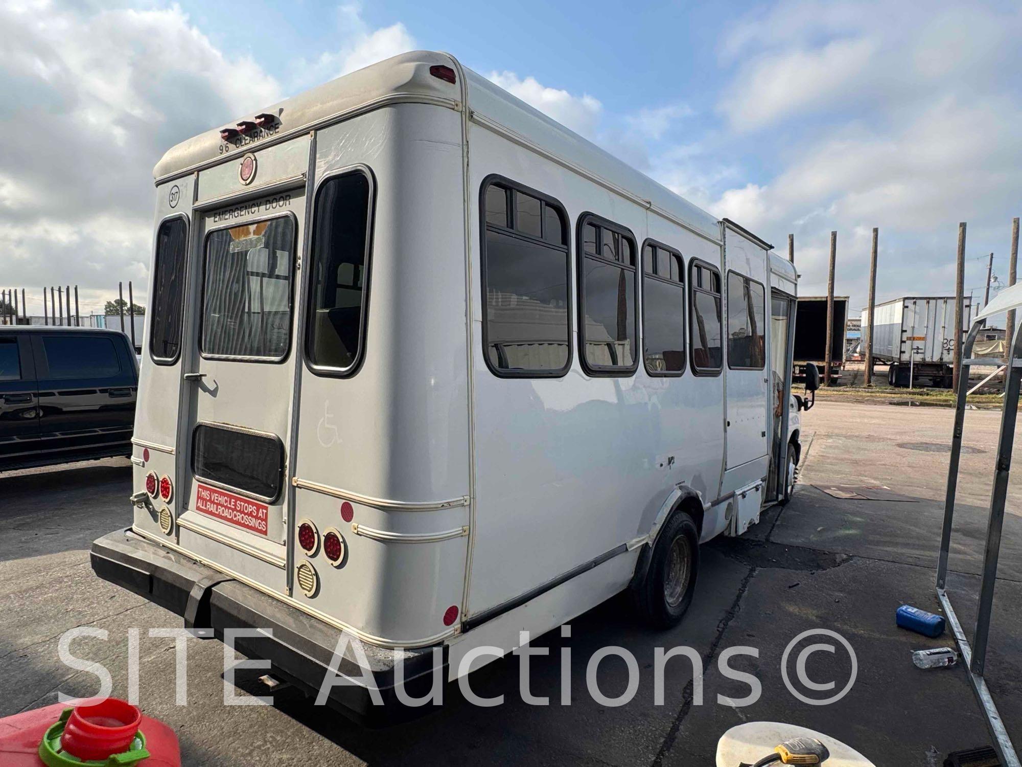 2009 Ford E450 Bus