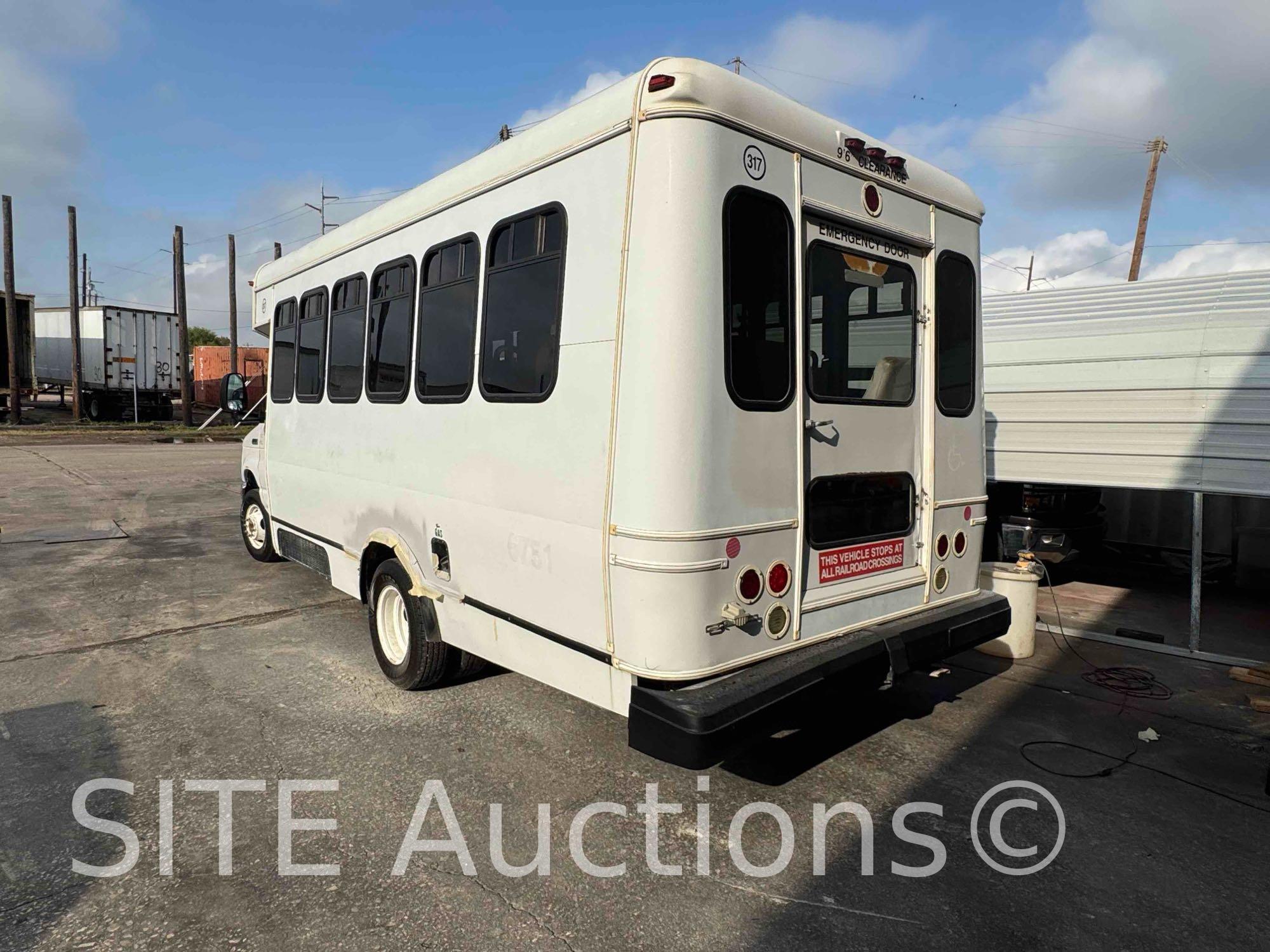 2009 Ford E450 Bus