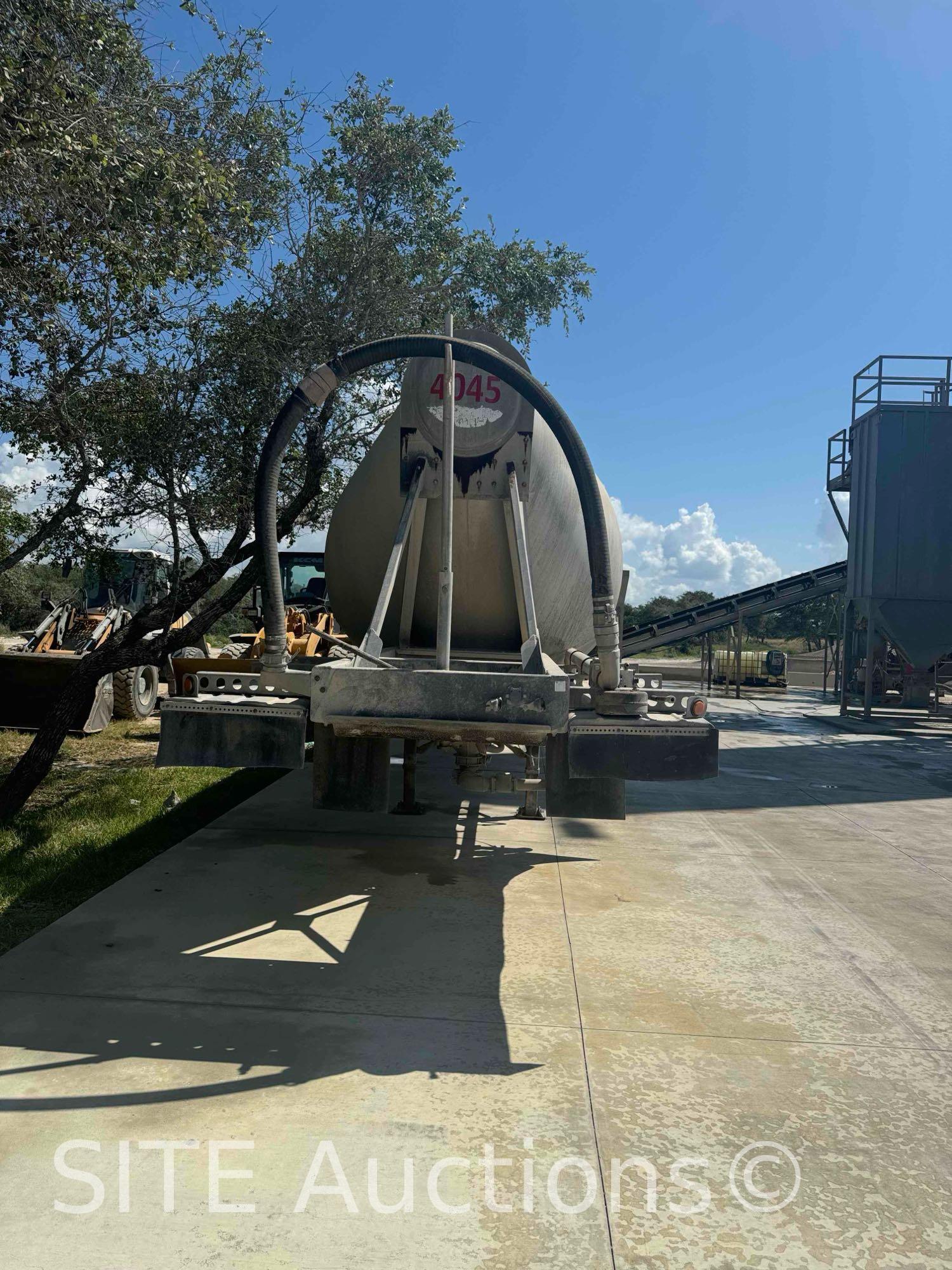 2003 Stephens-Lane T/A Pneumatic Dry Bulk Trailer