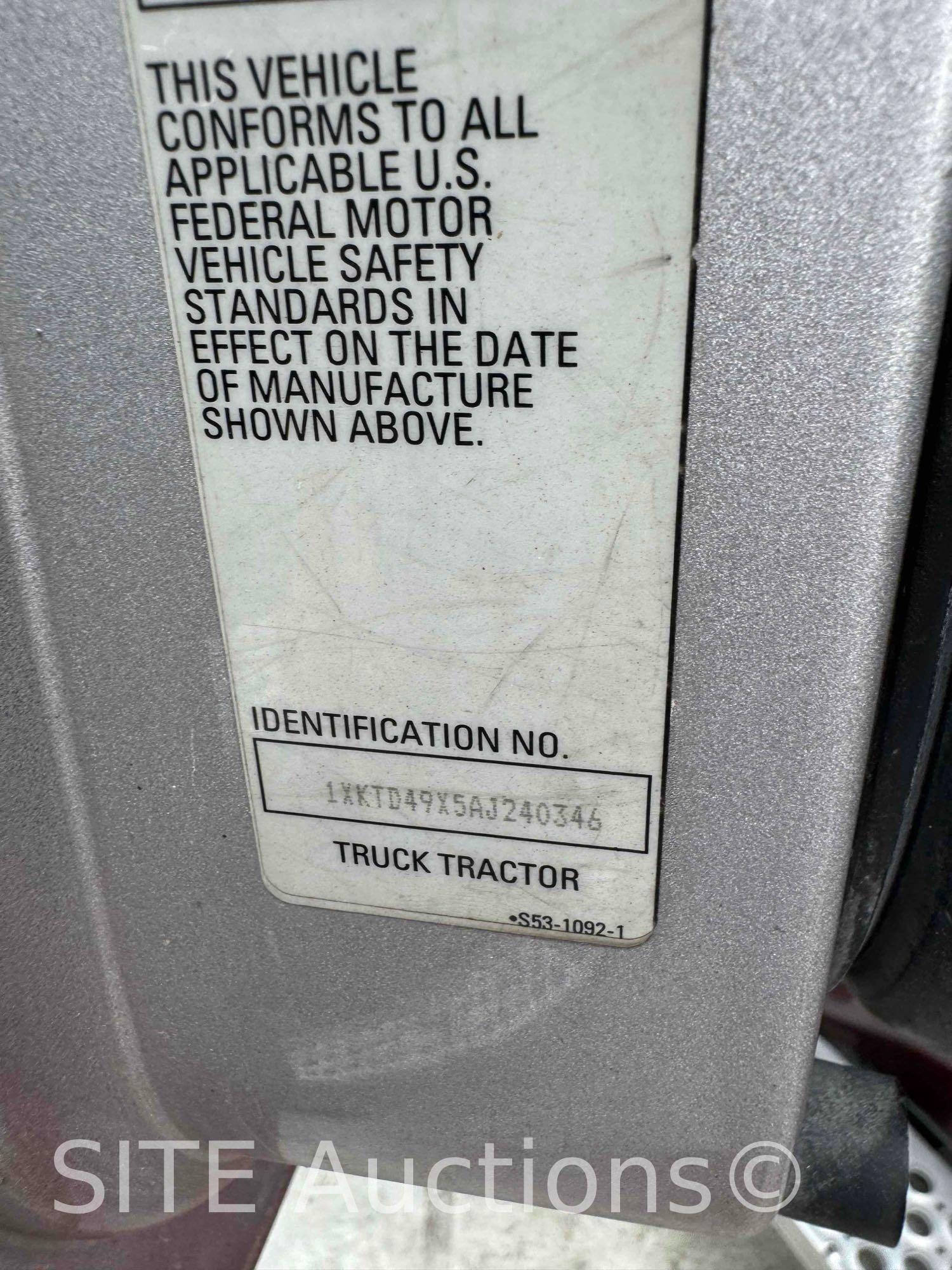 2010 Kenworth T2000 T/A Sleeper Truck Tractor