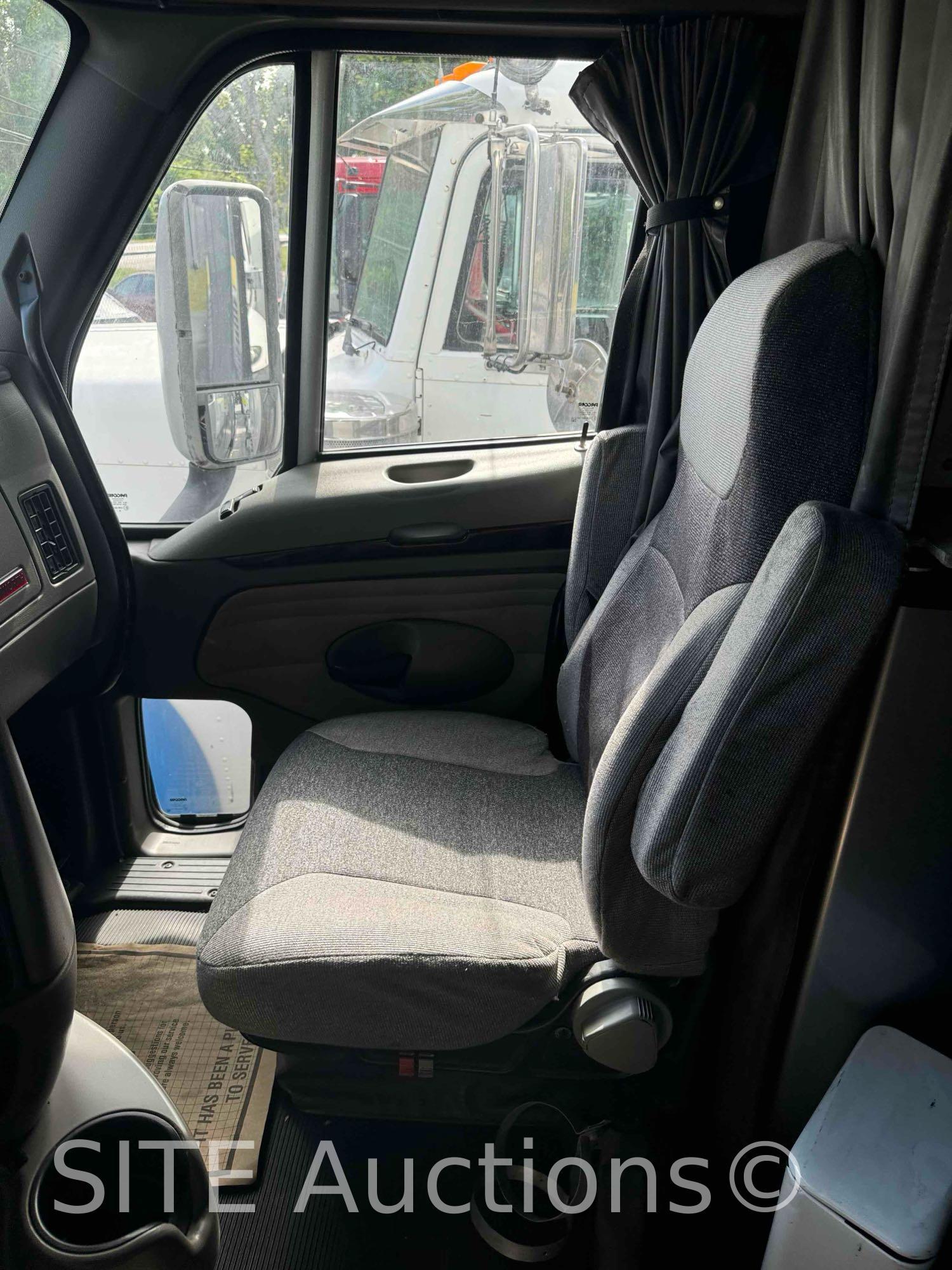 2010 Kenworth T2000 T/A Sleeper Truck Tractor