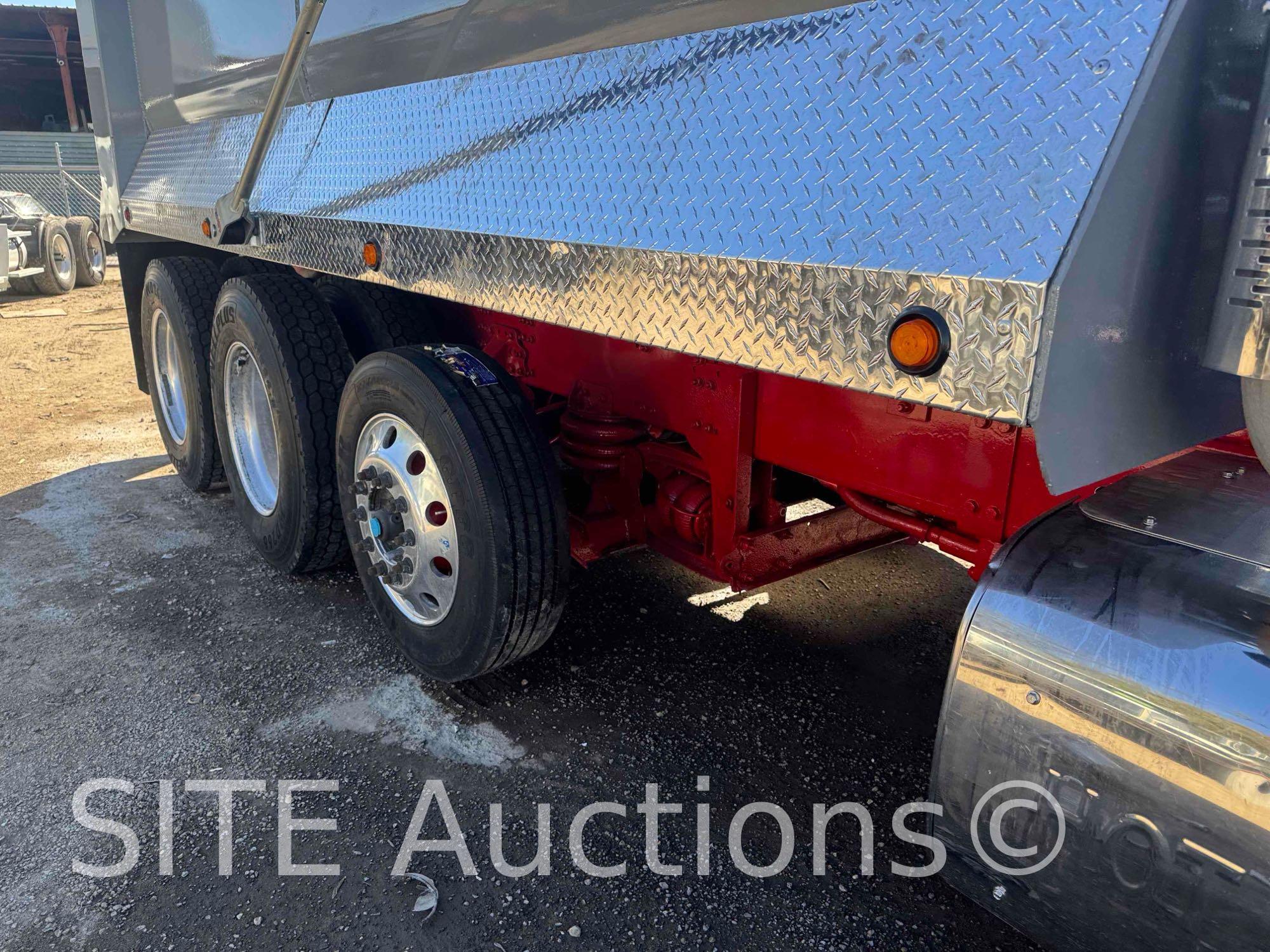 2015 Mack CXU613 Tri/A Dump Truck