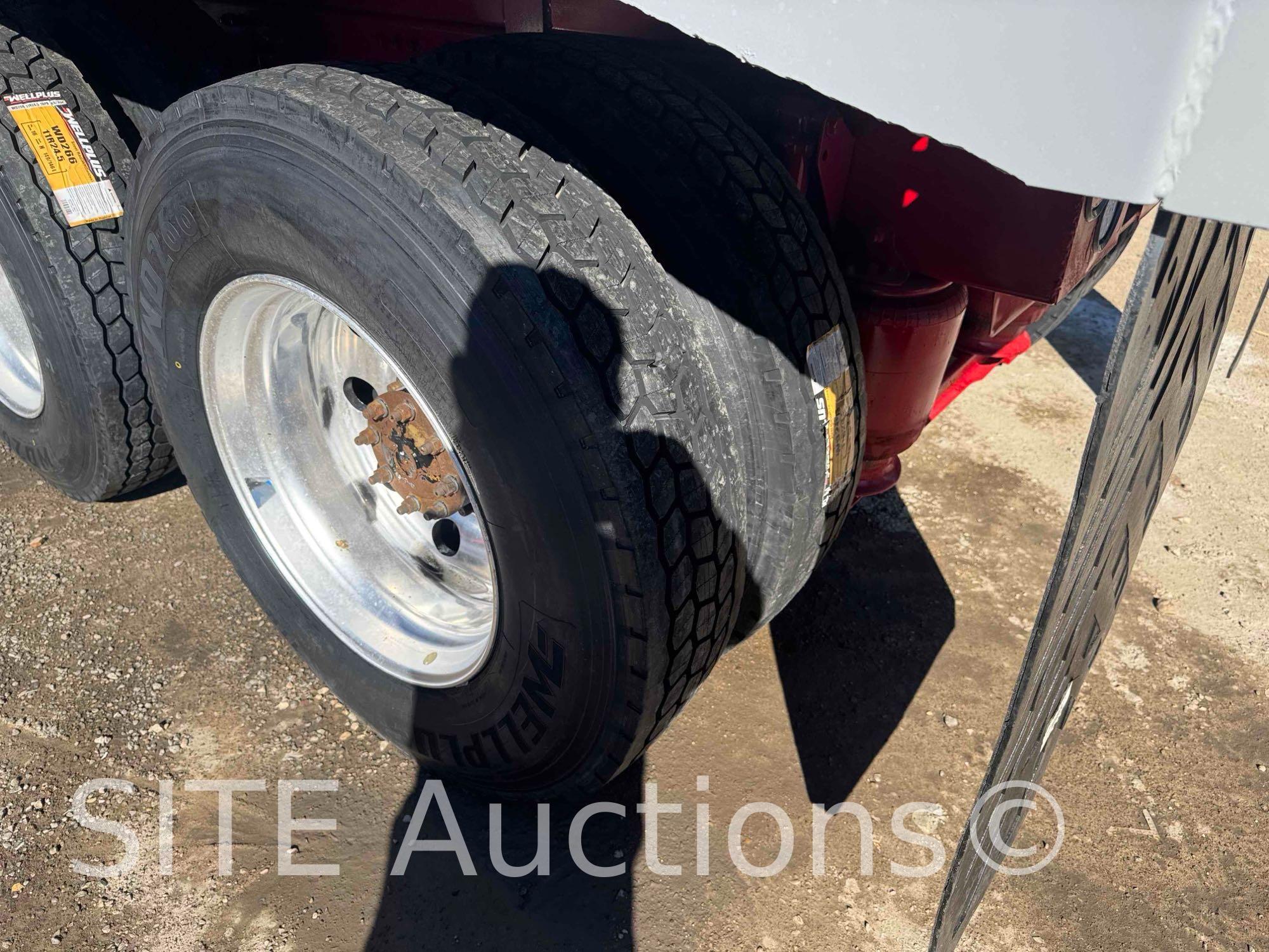 2015 Mack CXU613 Tri/A Dump Truck