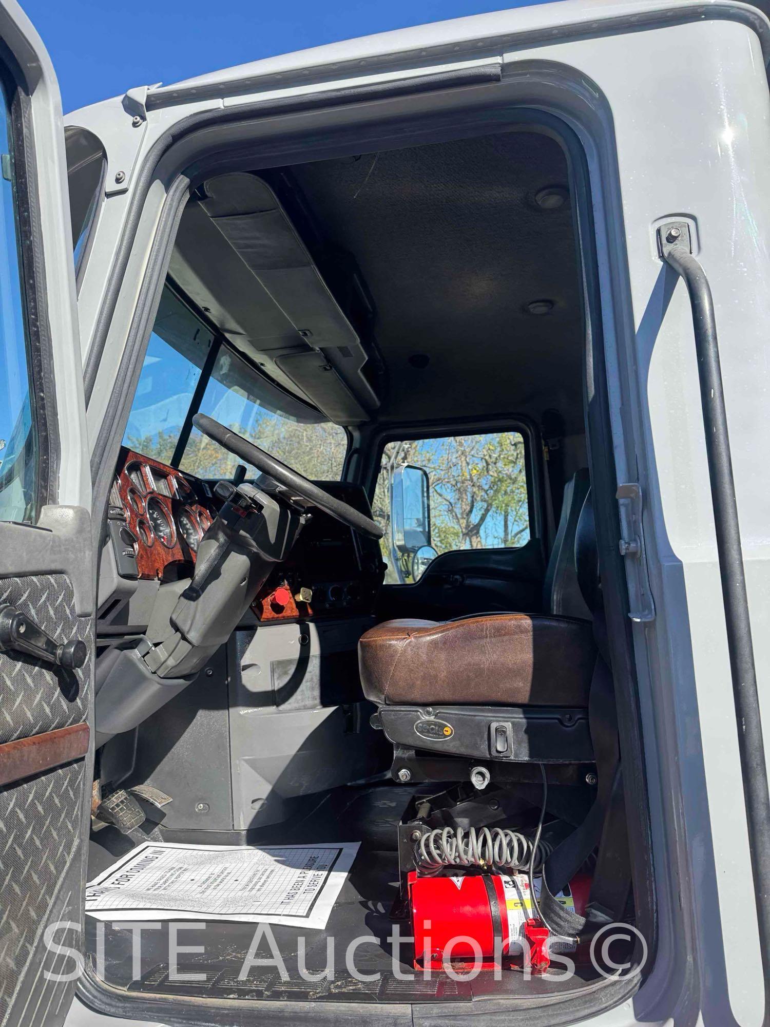 2015 Mack CXU613 Tri/A Dump Truck
