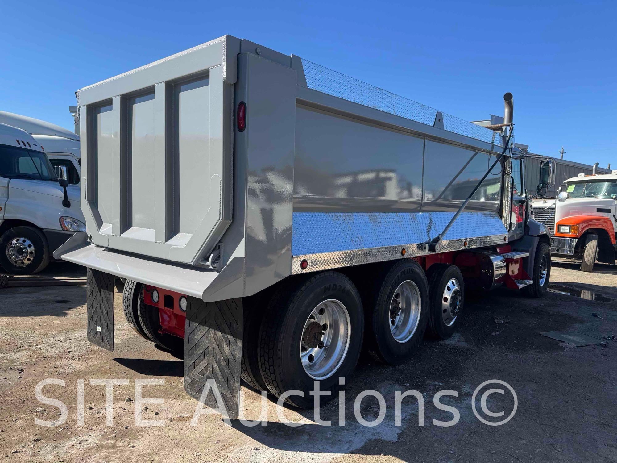 2015 Mack CXU613 Tri/A Dump Truck