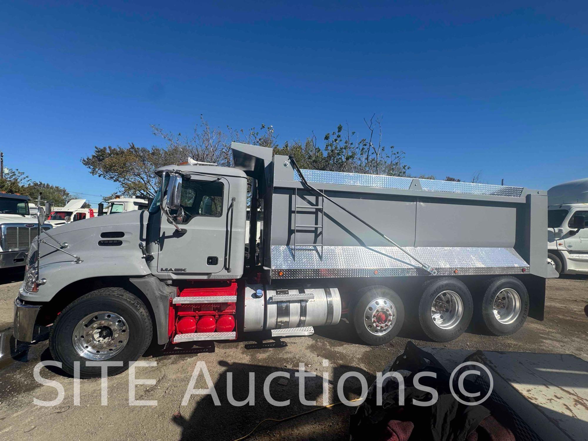 2015 Mack CXU613 Tri/A Dump Truck