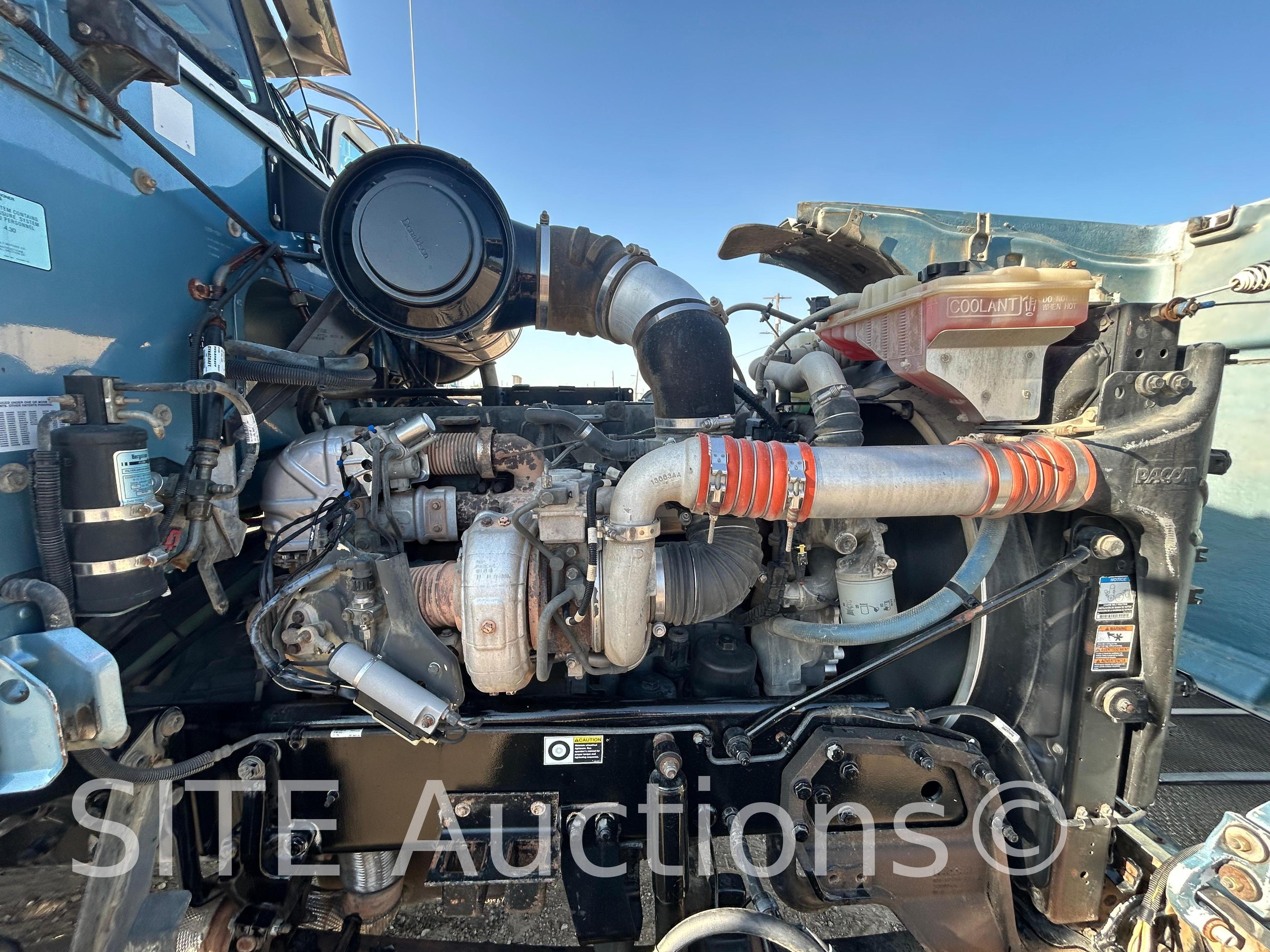 2012 Peterbilt 367 T/A Daycab Truck Tractor