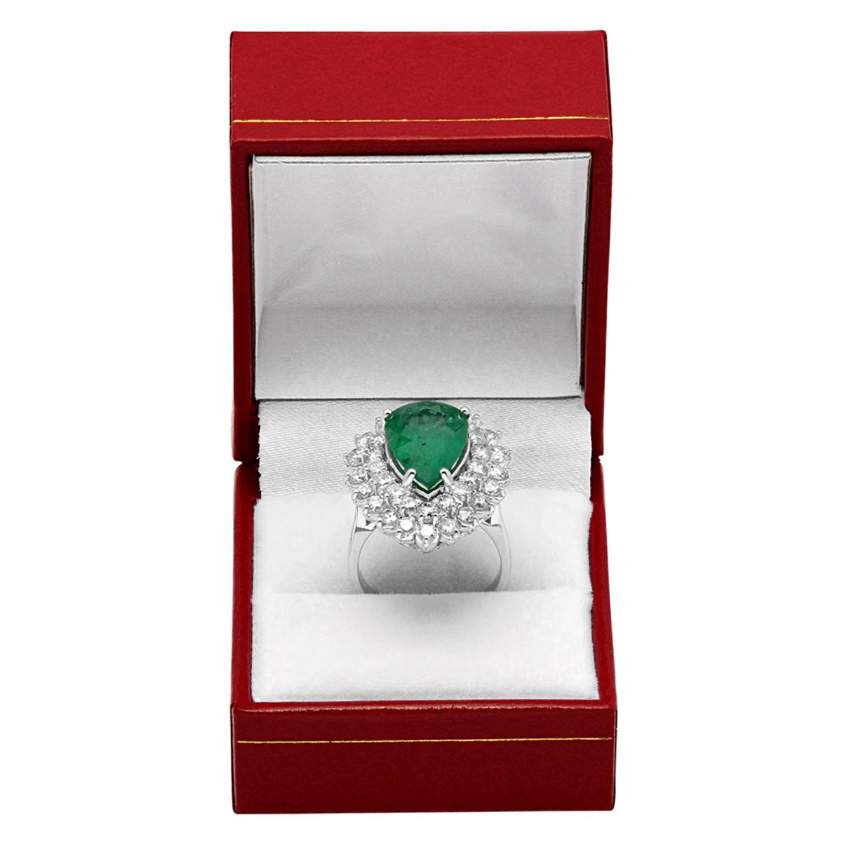 14k White Gold 5.20ct Emerald 2.78ct Diamond Ring