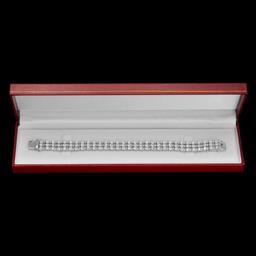 18k White Gold 16.46ct & 1.86ct Diamond Bracelet