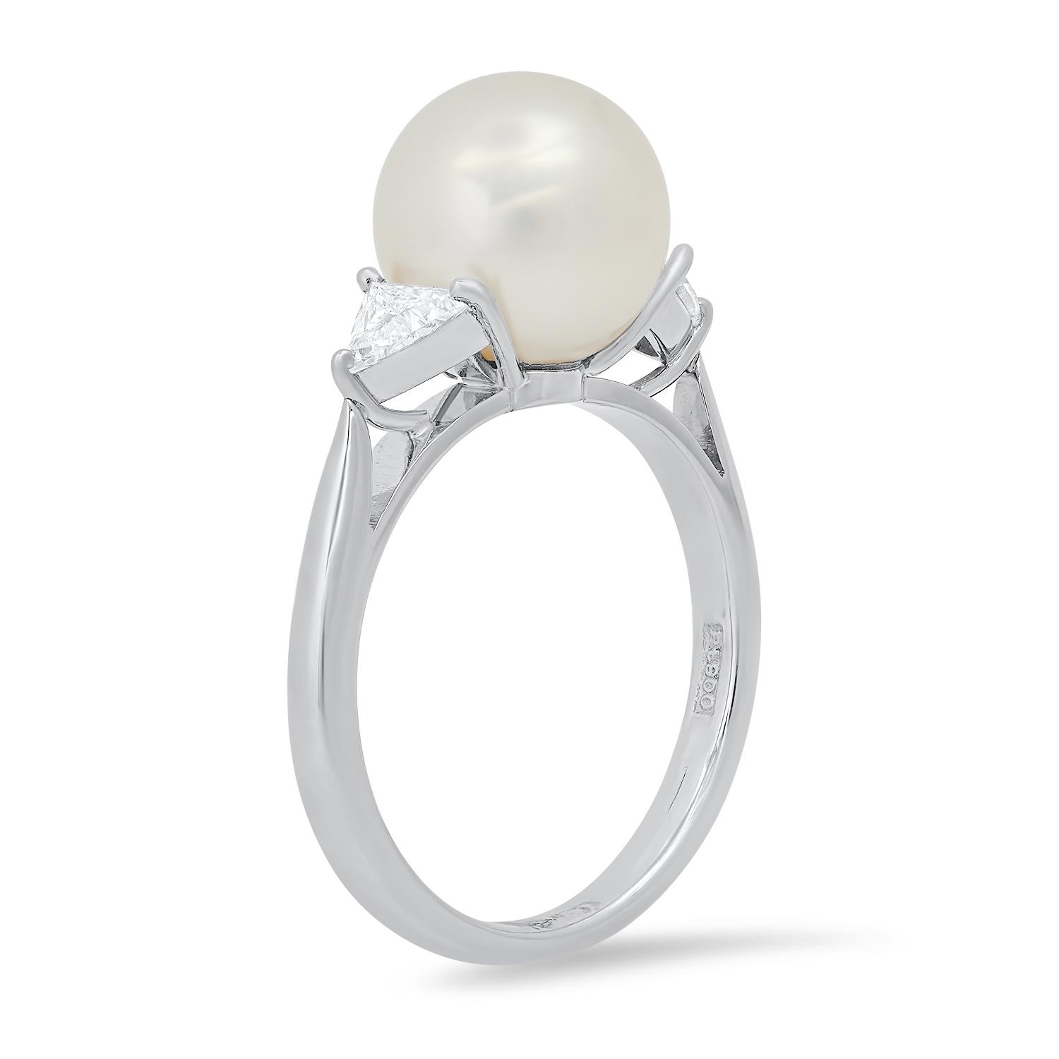 Platinum Setting with one 9mm South Seas Pearl and 0.41ct Diamond Ladies Ring