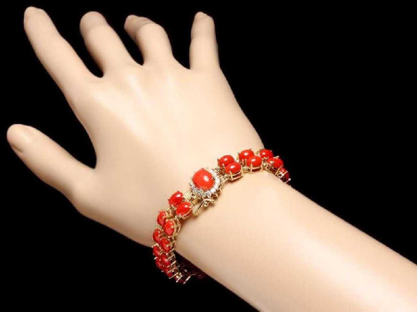 14K Yellow Gold 25.85ct Coral and 0.35ct Diamond Bracelet