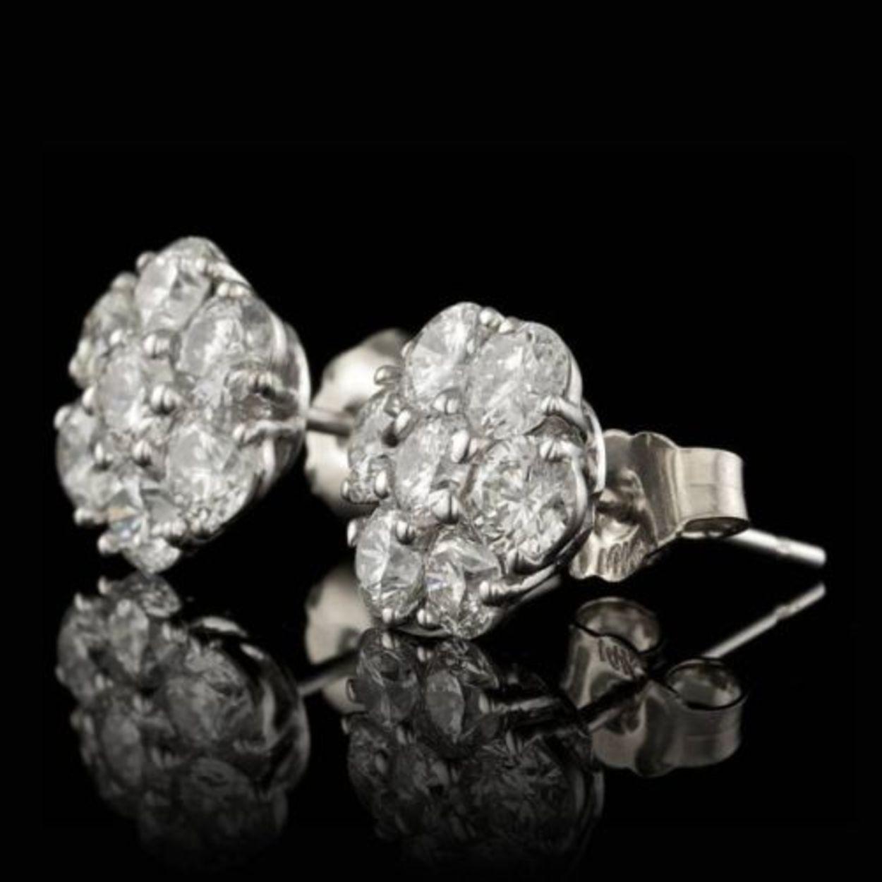 14k White Gold 2.81ct Diamond Earrings