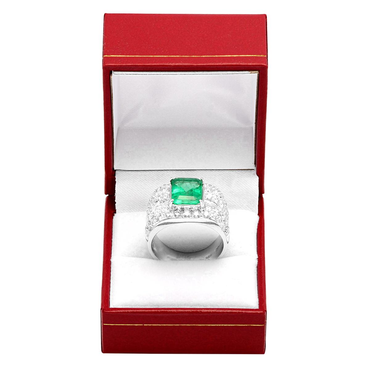 14k White Gold 3.46ct Emerald 3.68ct Diamond Ring