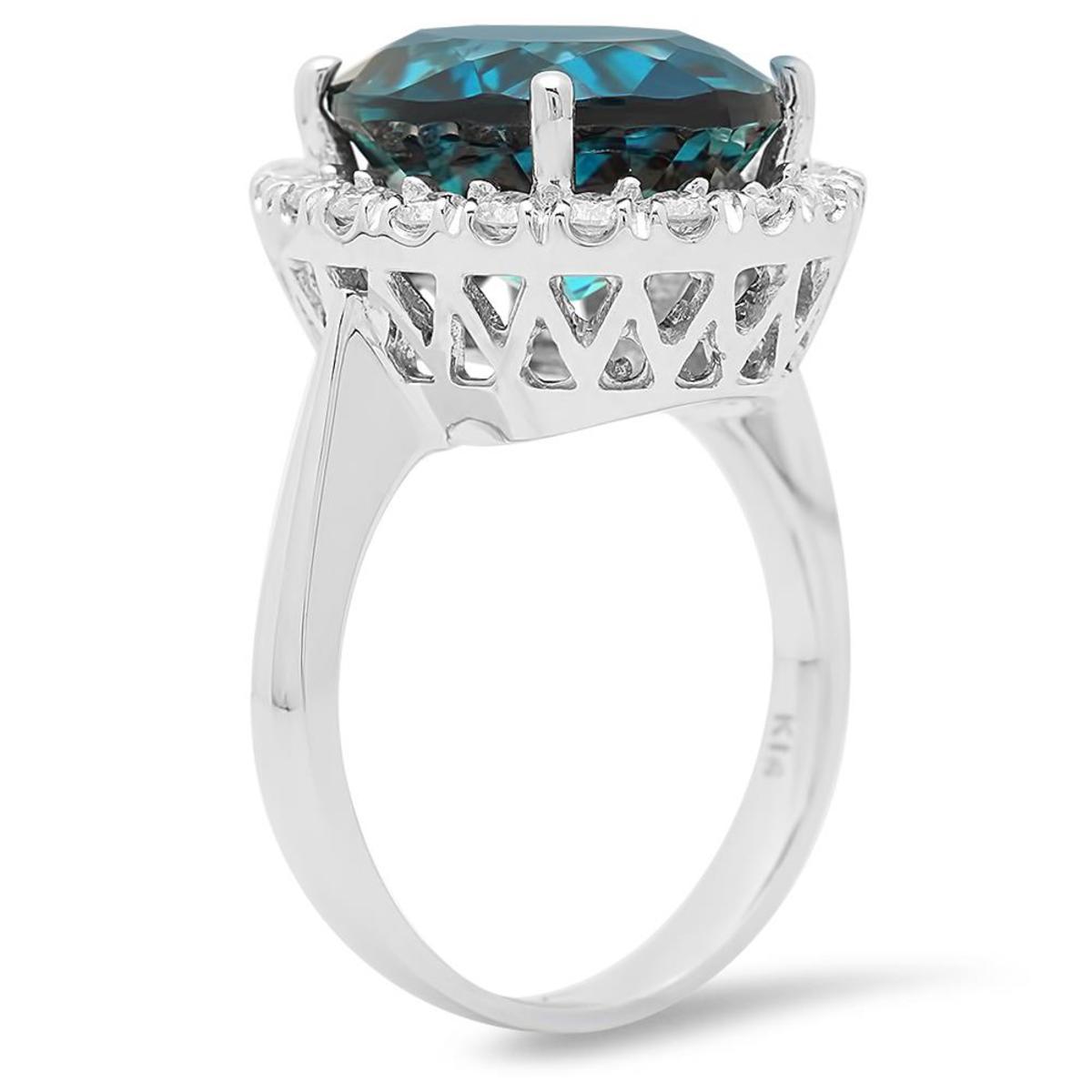 14K White Gold 9.14ct Topaz and 0.77ct Diamond Ring