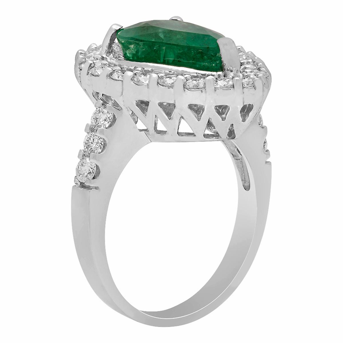 14k White Gold 3.71ct Emerald 1.39ct Diamond Ring