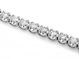 18K White Gold and 2.72ct Diamond Bracelet