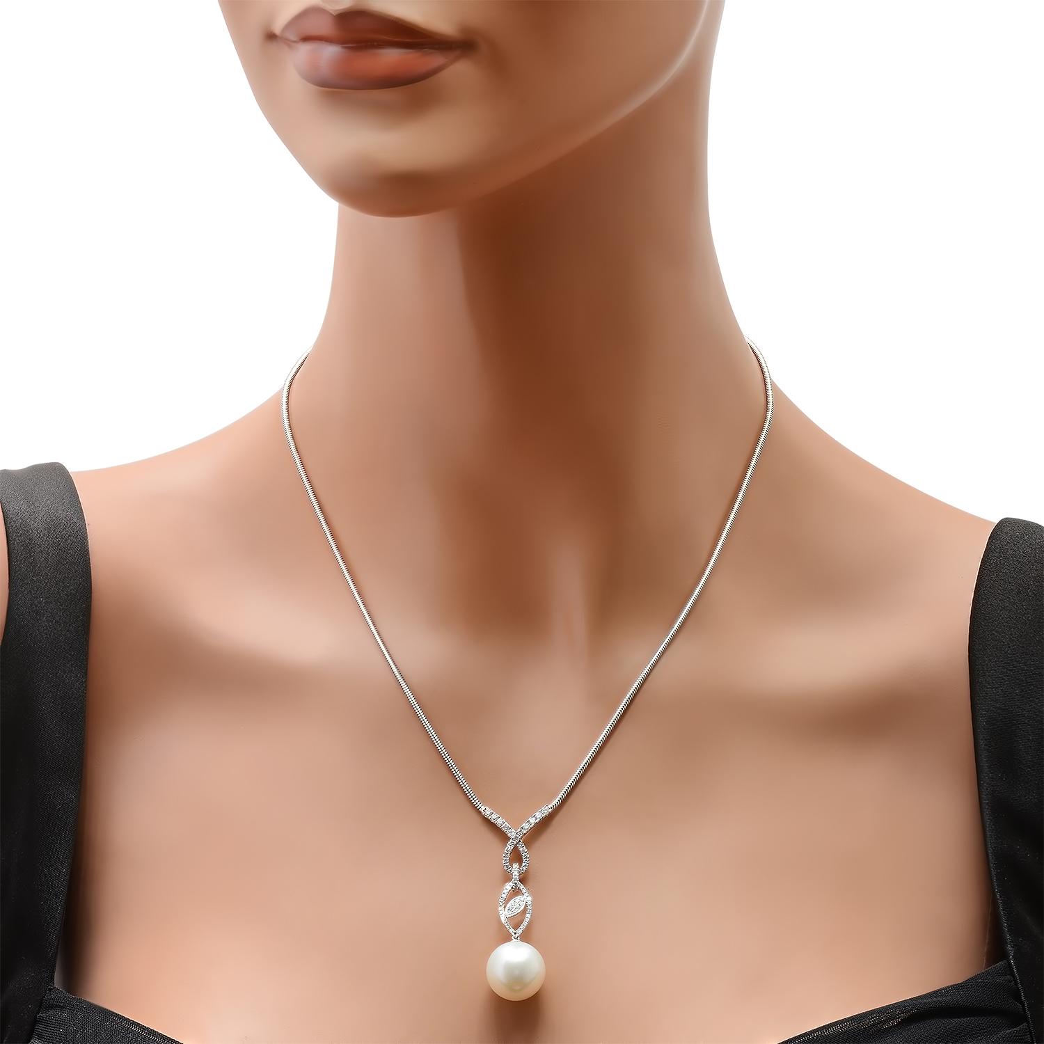 18K White Gold Setting with 14mm South Sea Pearl and 0.60ct Diamond Necklace