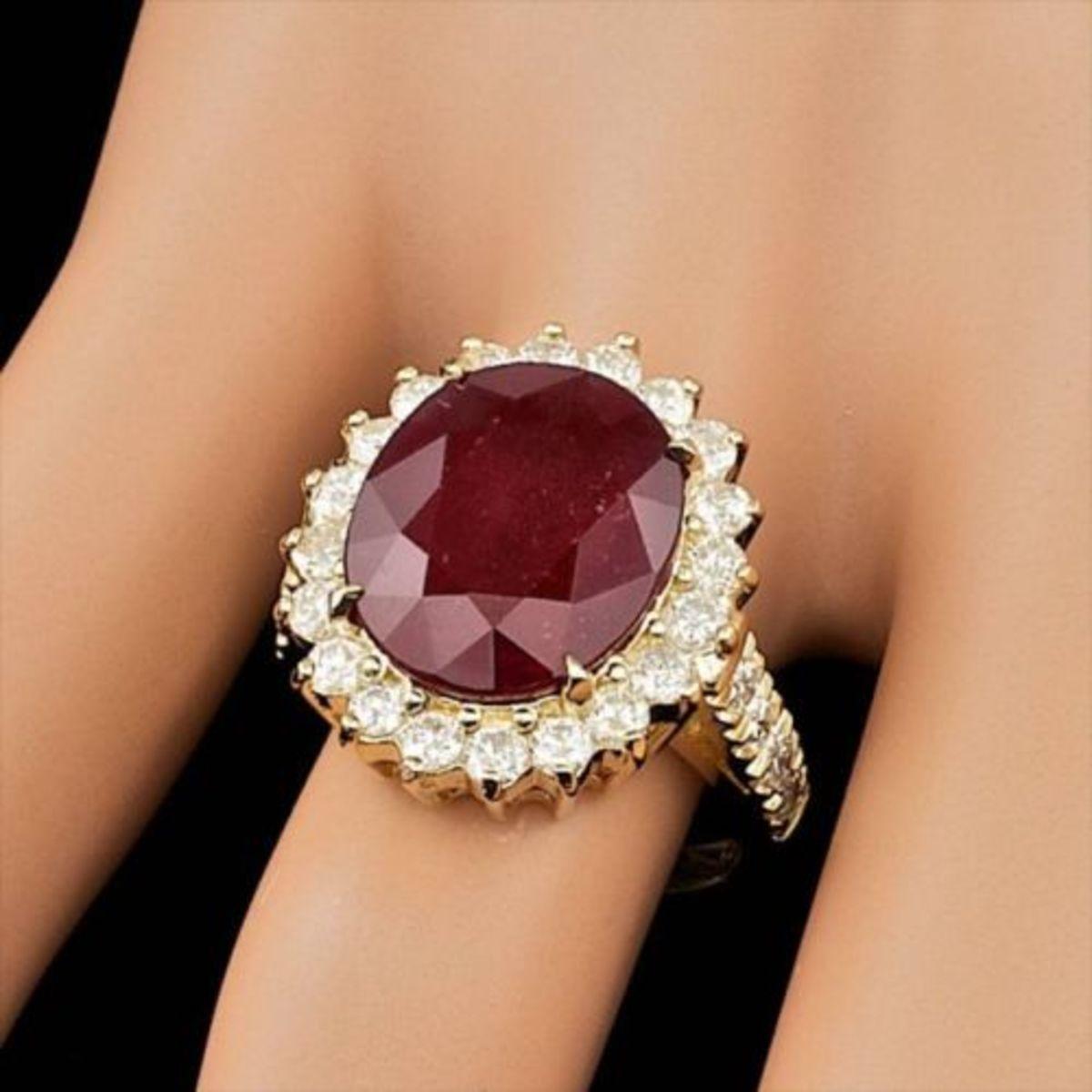 14K Yellow Gold 9.85ct Ruby and 1.34ct Diamond Ring