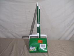 Libman Lobby Broom and Dustpan, $18.37 Est. Retail Value