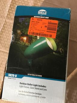 Hubbell-Bell 5820-8 Bullet Lampholder, Green, $40.22 Est. Retail Value